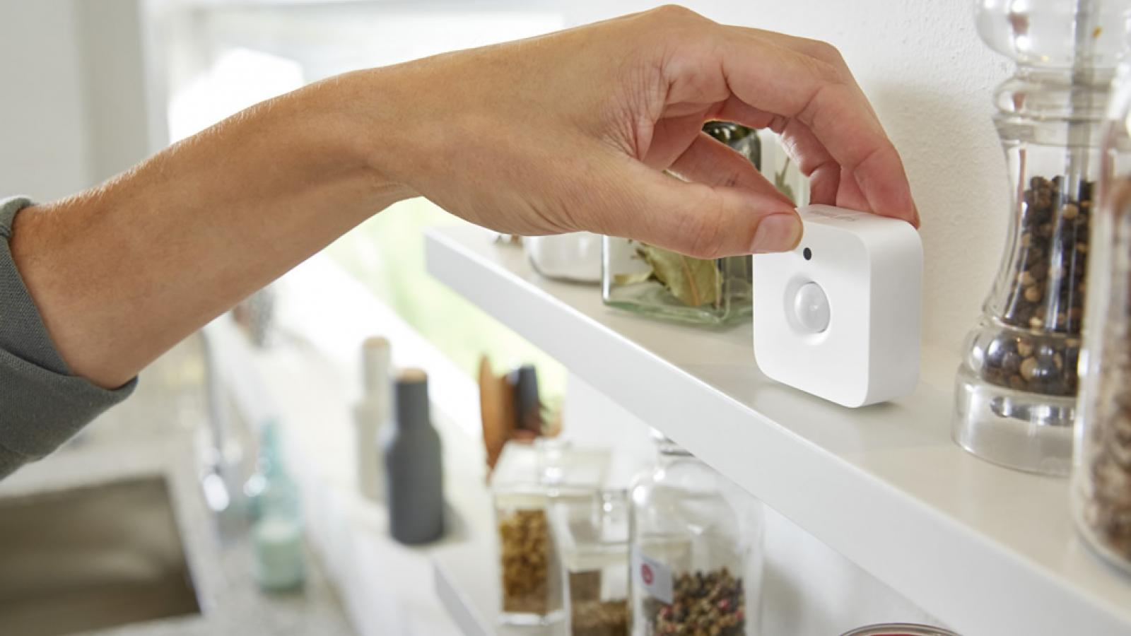 The Perfect Office - DJI Osmo Camera, Philips Hue Motion Sensor and Office Ideas