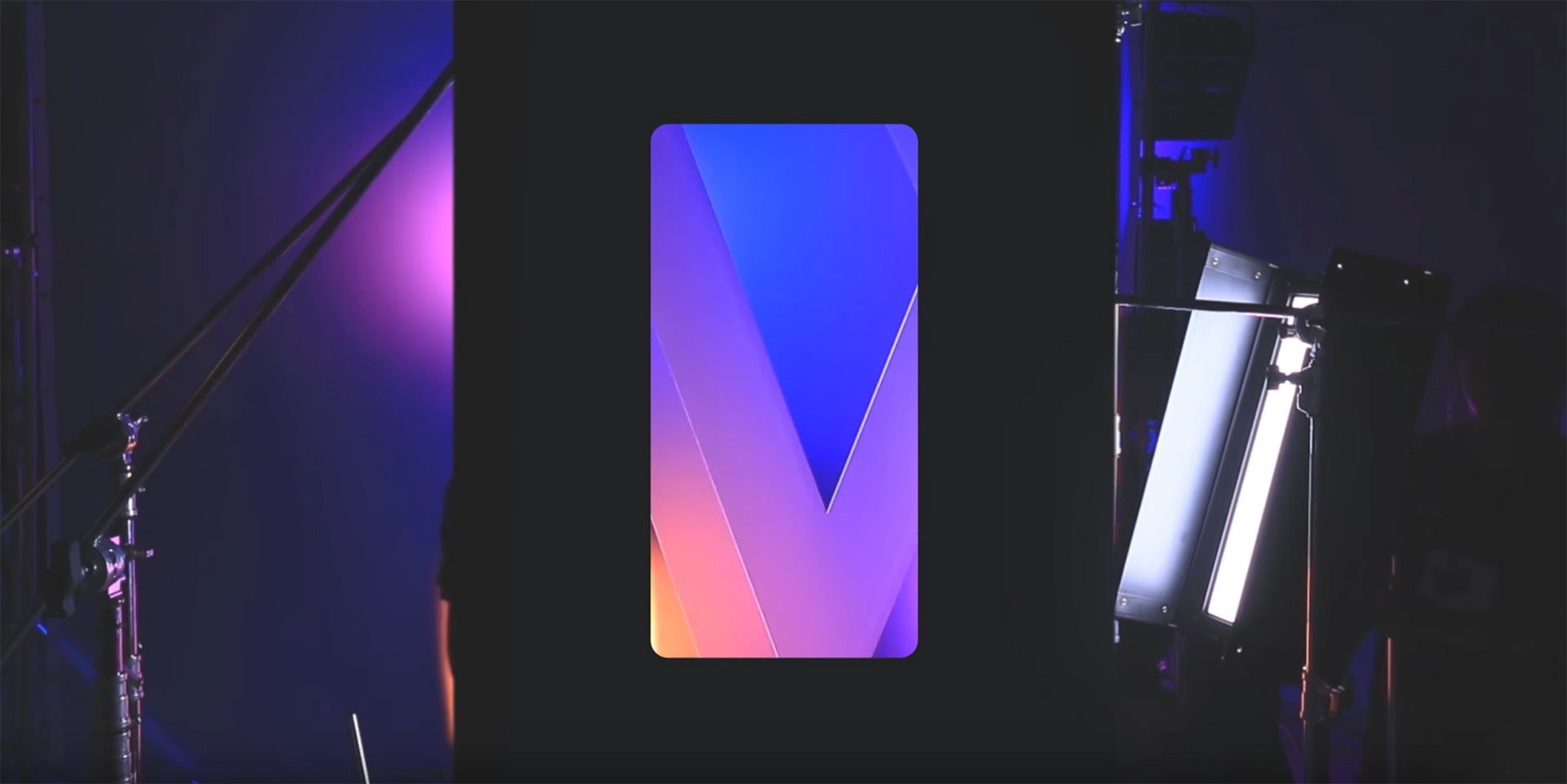 Behind the Scenes of the Wallpaper Design for the LG V30