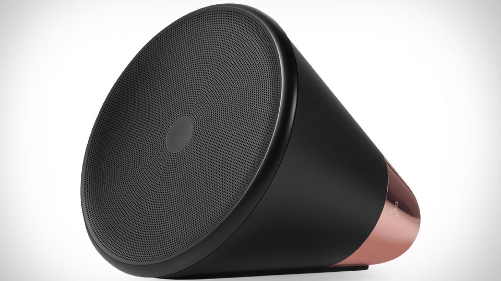 yorkie se speakers office abduzeedo yorkie se speakers office abduzeedo