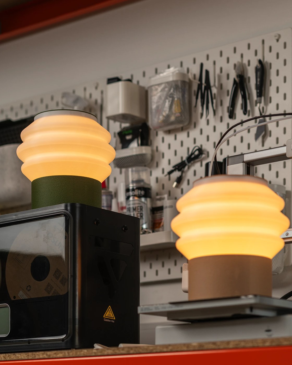 Lámpara de impresión 3D con luz colgante, pantalla translúcida, difusión de luz suave