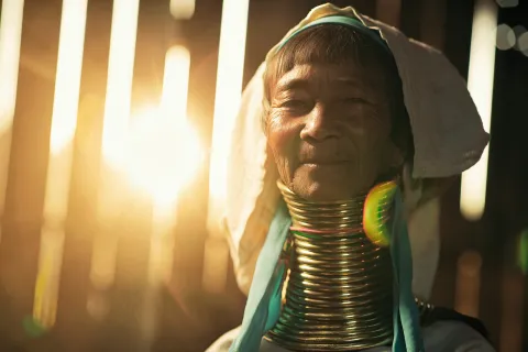 Padaung Women - Photography by Hugo Santarem