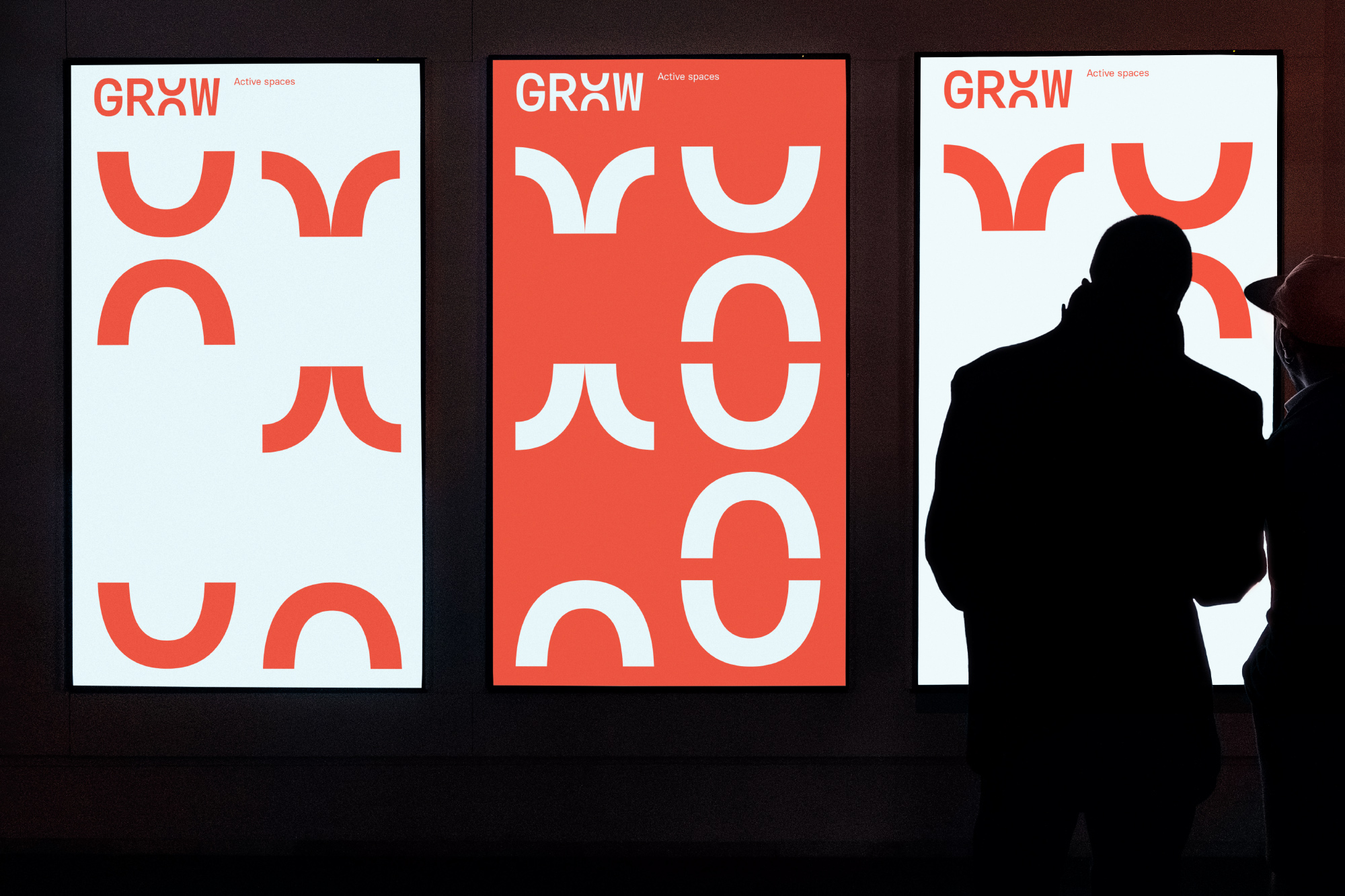 GROOW brand identity design applied to digital screens and UI