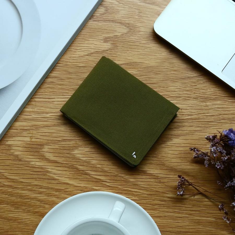 Industrial Design: Kin, the Wallet that sort your coins like Magic