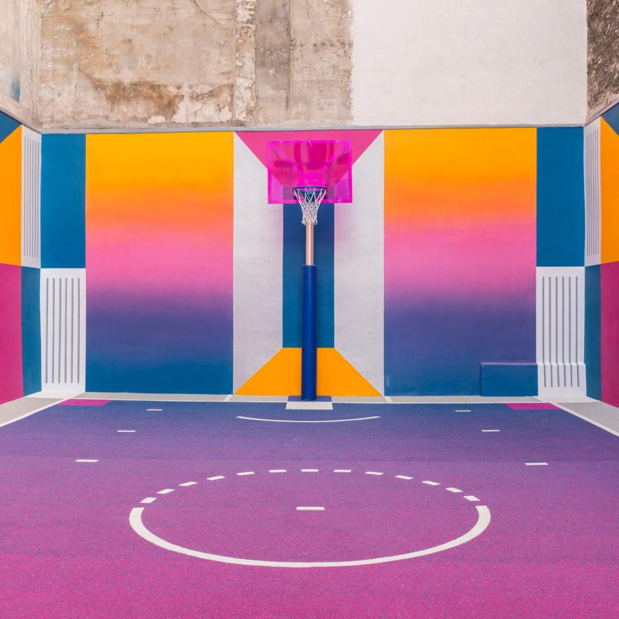 Set Design: Phenomenal Basketball Court Design in Paris