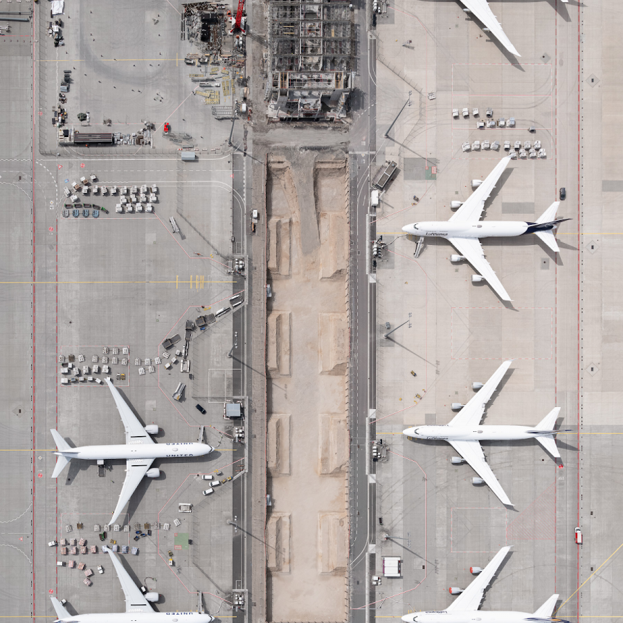 AIRPORTS - an Aerial Photo Book