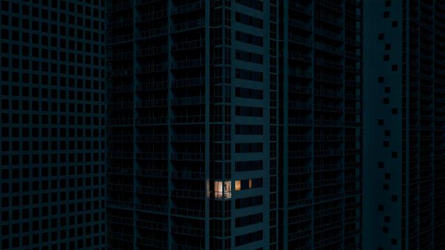 Alone Together: Aristotle Roufanis' Photographic Portrayal of Global Cities
